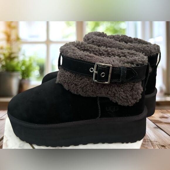 UGG Ultra Mini Belted Roller Boots Black Suede Shearling Platform Women’s 12 EU - Picture 3 of 12